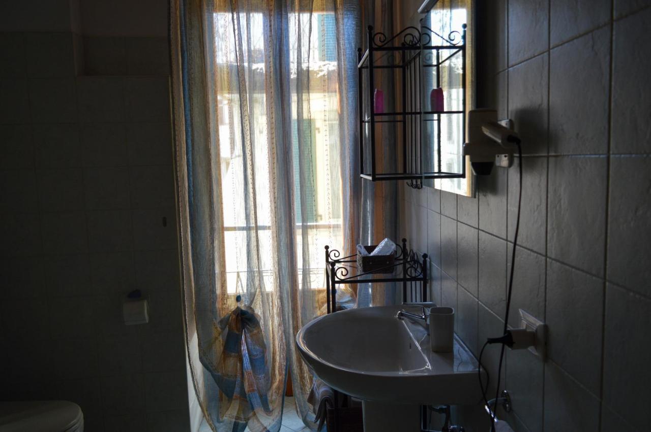 La Contrada Bed & Breakfast Сарнико Екстериор снимка