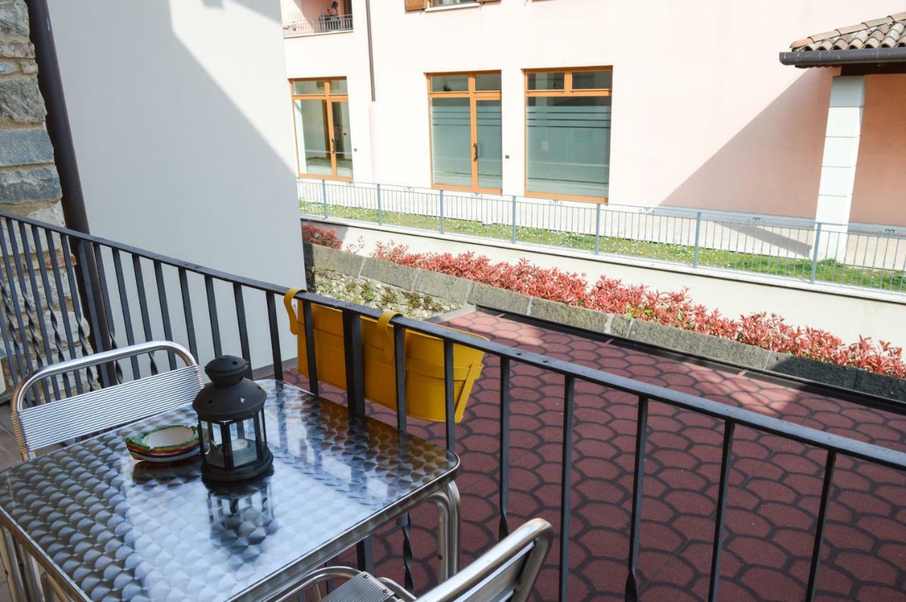 La Contrada Bed & Breakfast Сарнико Екстериор снимка